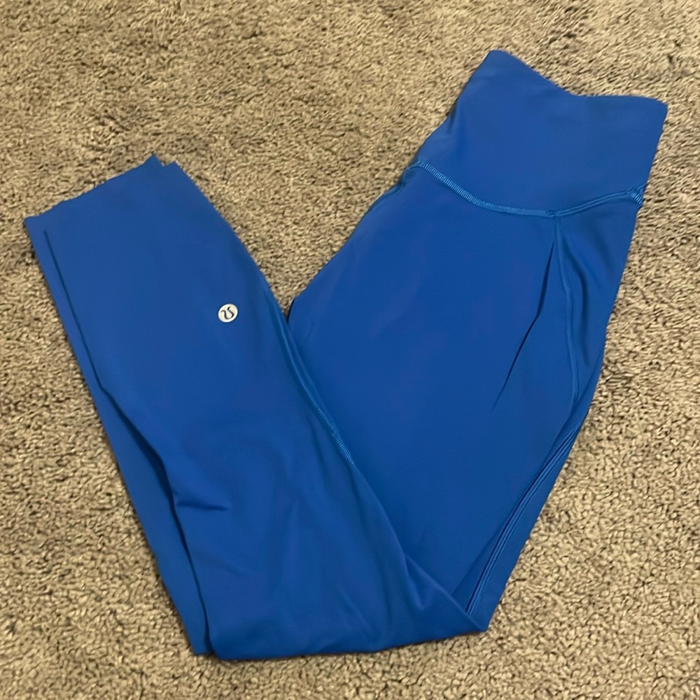 Base Pace Cropped Leggings
